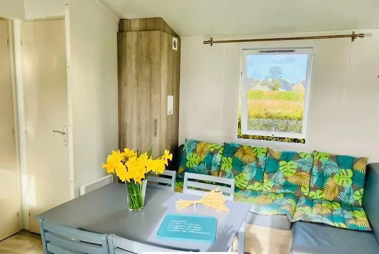 Mobil Home A 100M De La Mer Sur Terrain Prive プルエスカ